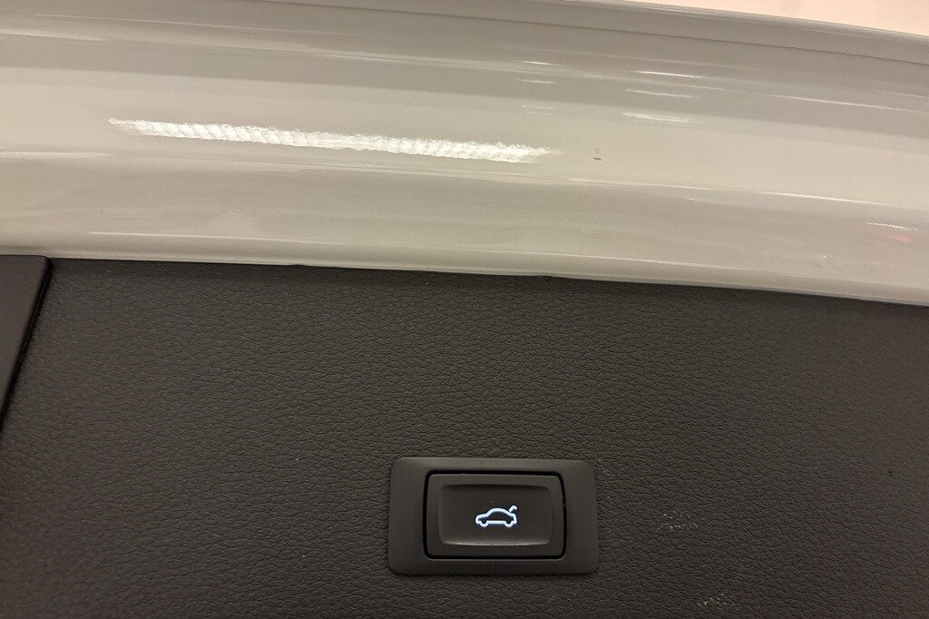 Bild som visar Audi Q8 e-tron Q8 50 e-tron quattro Proline 250,00 kW - för mer information kontakta din Audi Partner