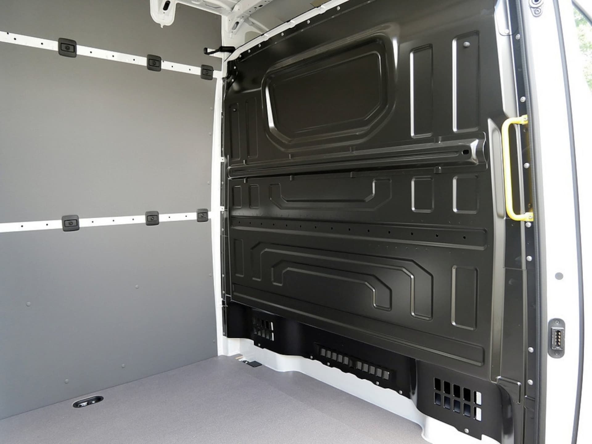 Volkswagen Crafter Kasten mittlerer Radstand