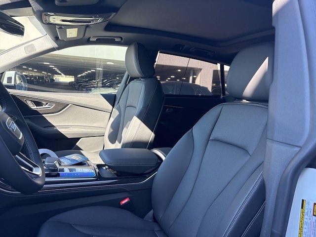 2026 Audi Q8 Premium Plus - Photo 13