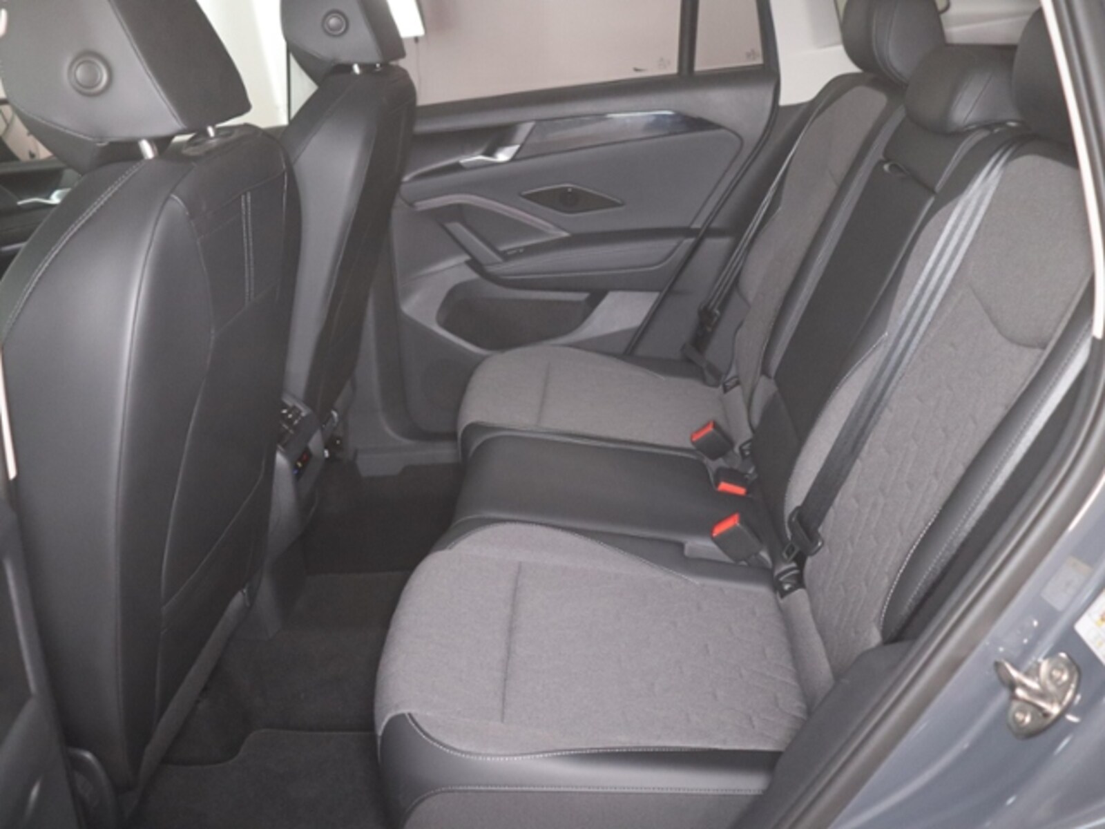 Volkswagen Tiguan – Bild 15