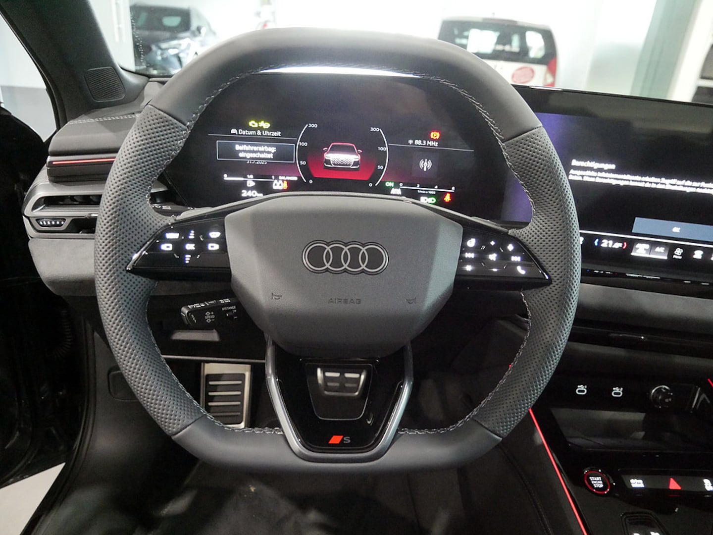 Bild über Audi A6 Limousine TDI quattro 150 kW S tronic - für weitere Informationen kontaktieren Sie den Audi Partner