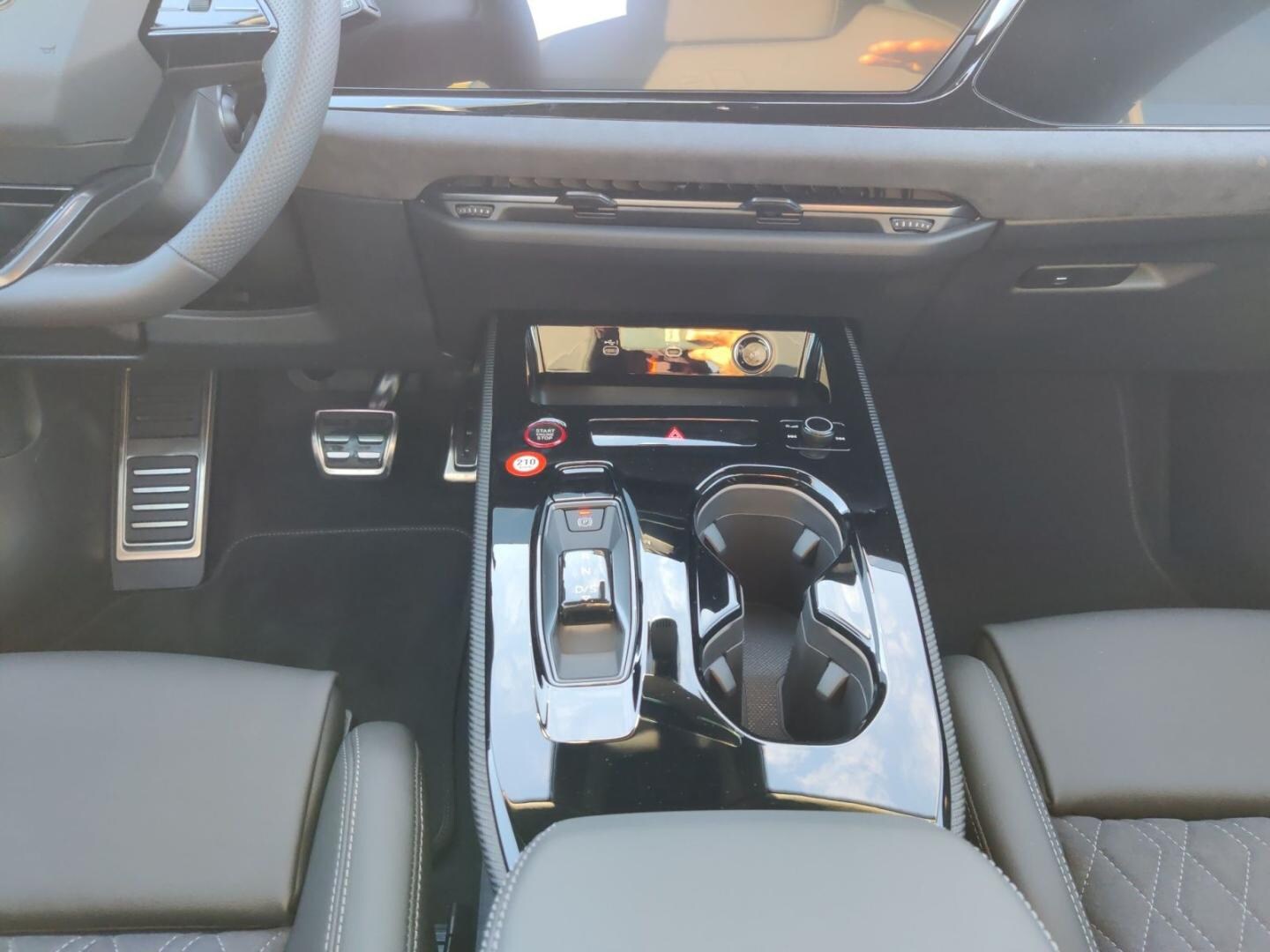 Bild über Audi A5 Avant e-hybrid e-hybrid quattro 270 kW S tronic - für weitere Informationen kontaktieren Sie den Audi Partner