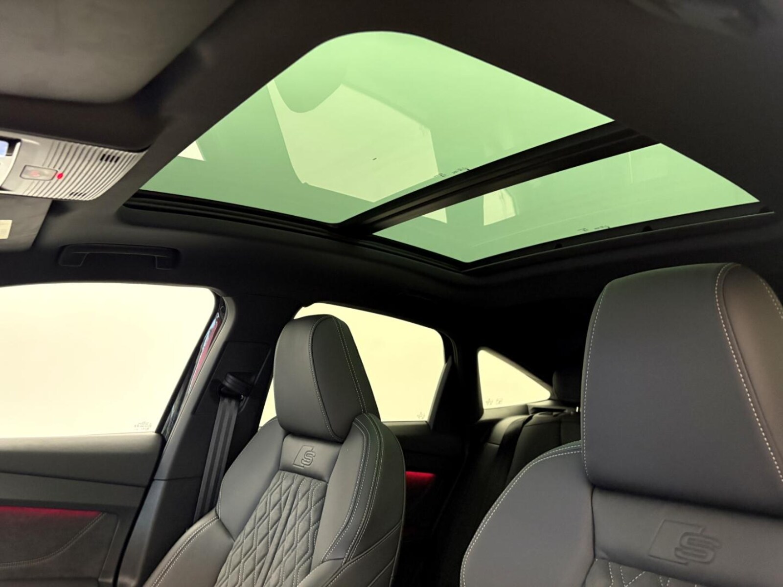 Audi Q4 Sportback e-tron – Bild 13