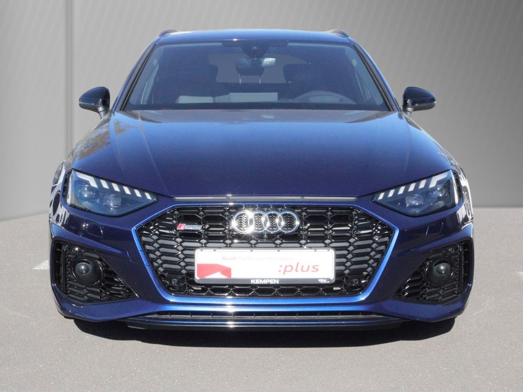 Image about Audi RS 4 Avant TFSI quattro tiptronic