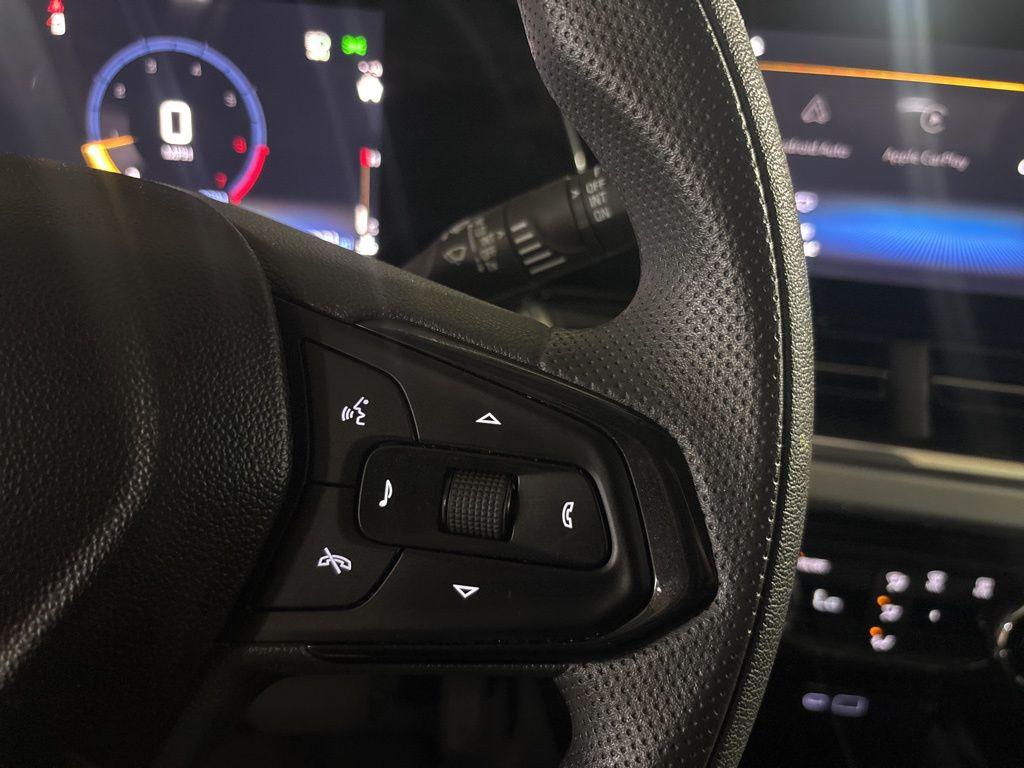 2025 Chevrolet Trax LT - Photo 22