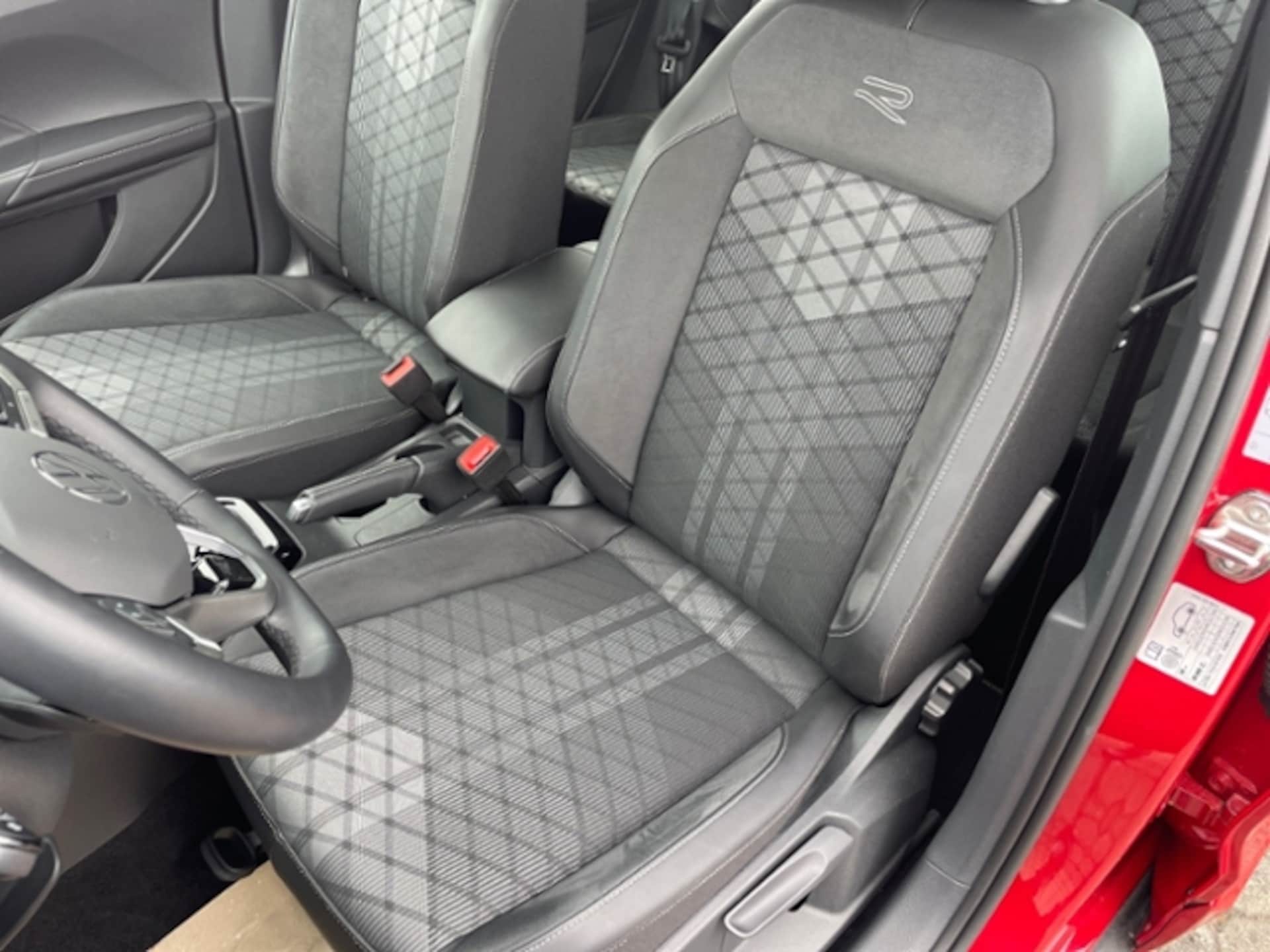 Volkswagen T-Cross R-Line
