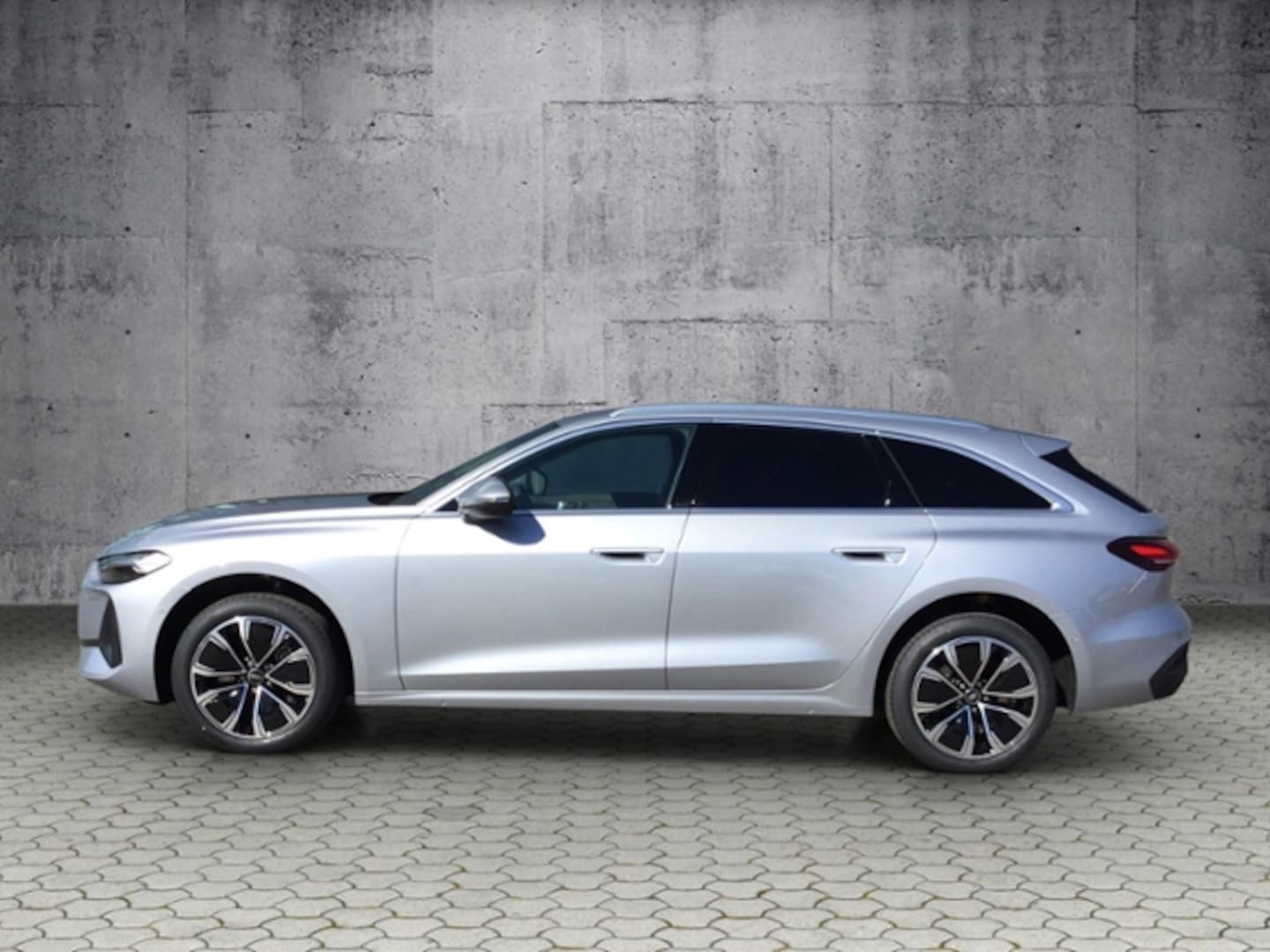 Bild über Audi A5 Avant TDI 150 kW S tronic - für weitere Informationen kontaktieren Sie den Audi Partner