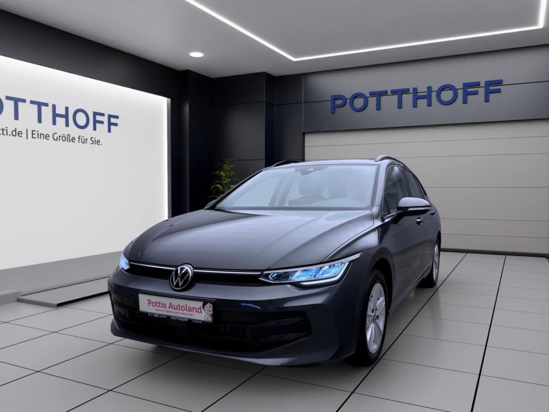 Volkswagen Golf Variant Life