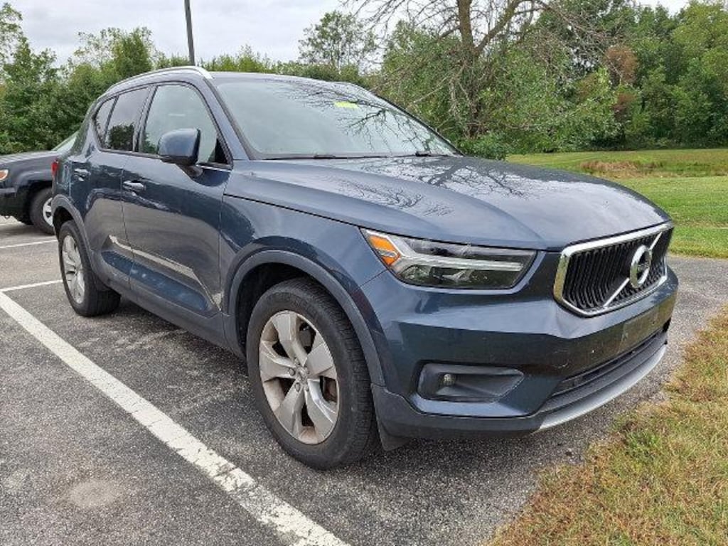 2022 Volvo XC40