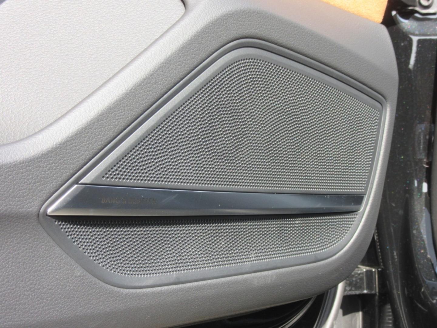 Image about Audi A8 TFSI e 60 TFSI e quattro 340(462) kW(PS) tiptronic