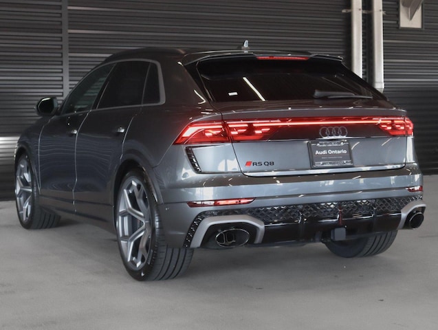 2026 Audi RS Q8 SUV performance