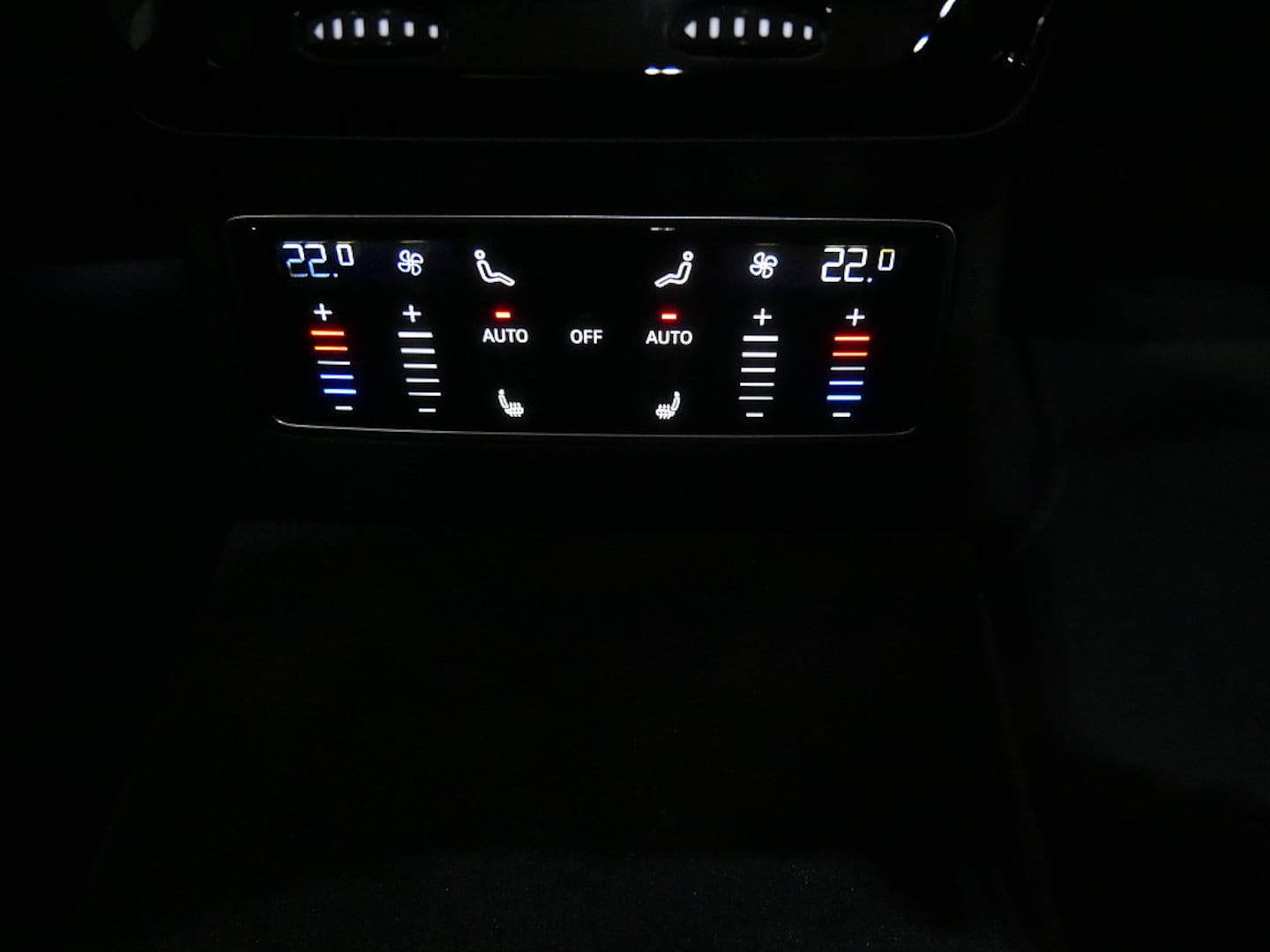 Bild über Audi A6 Limousine TDI quattro 150 kW S tronic - für weitere Informationen kontaktieren Sie den Audi Partner