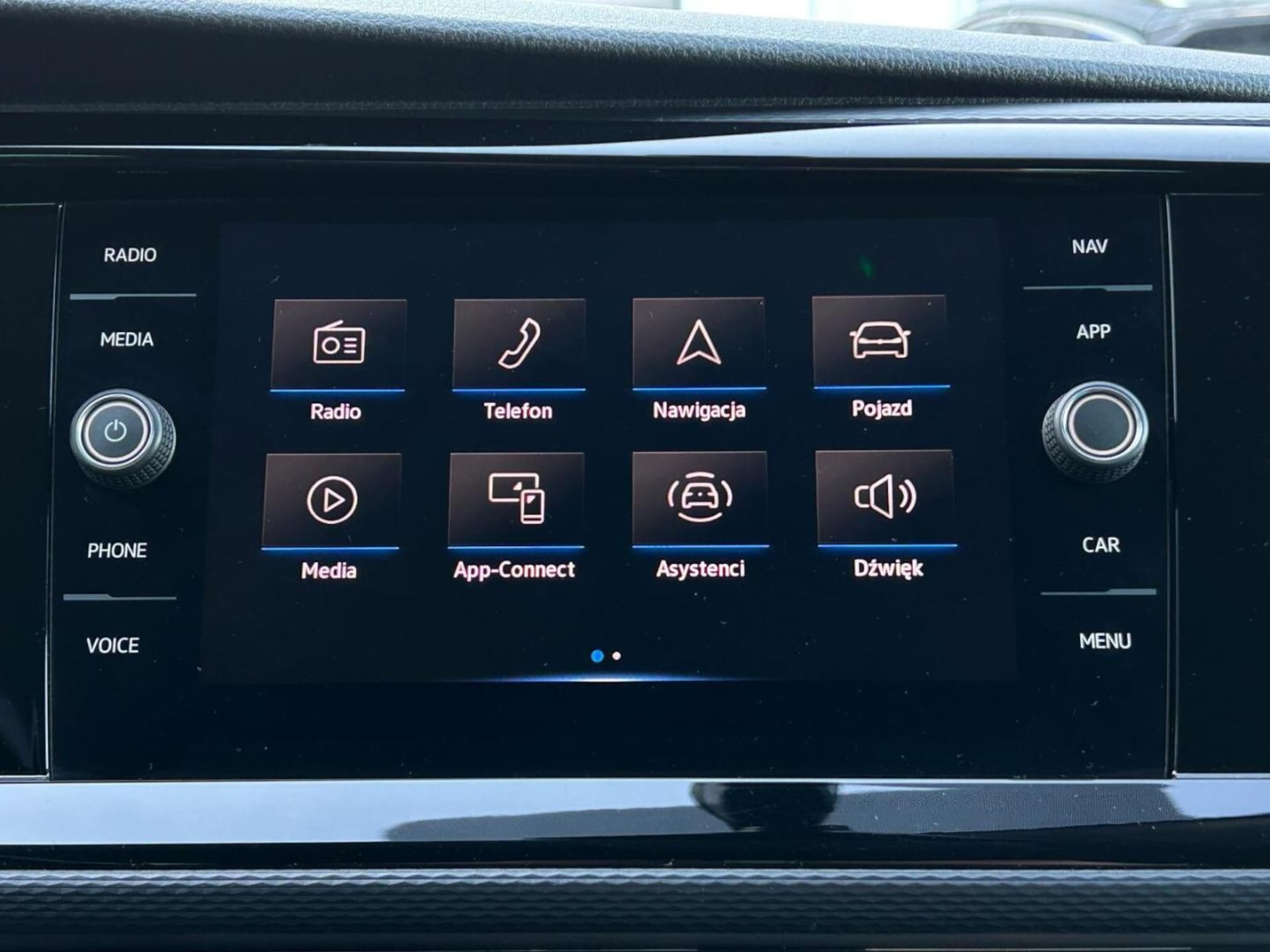 Volkswagen Caravelle 6.1 długi roztaw osi SE