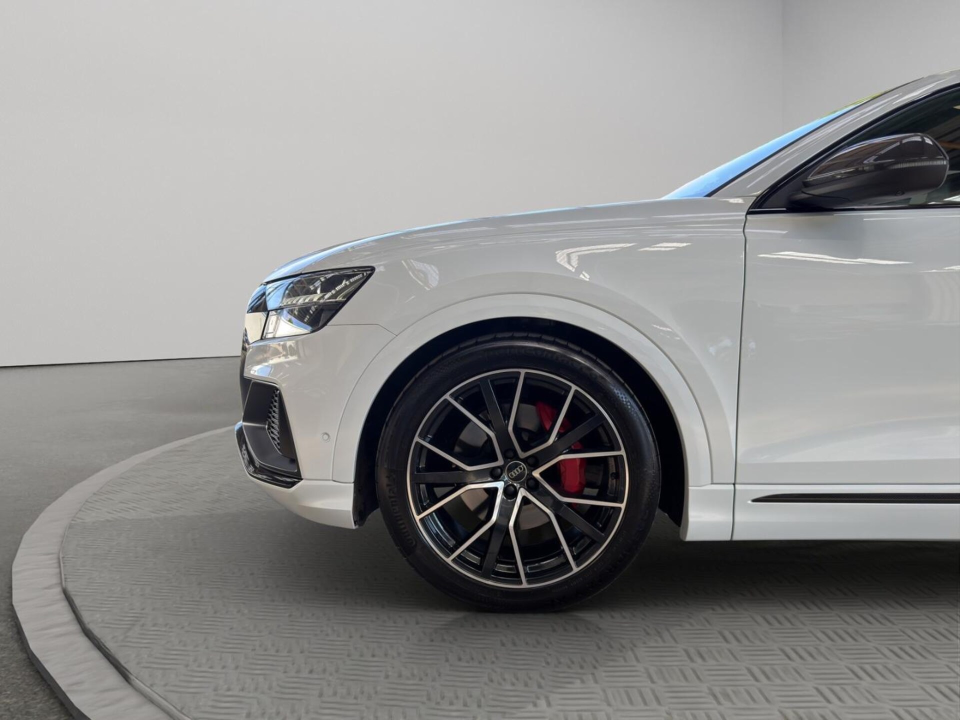 Audi Q8 SUV