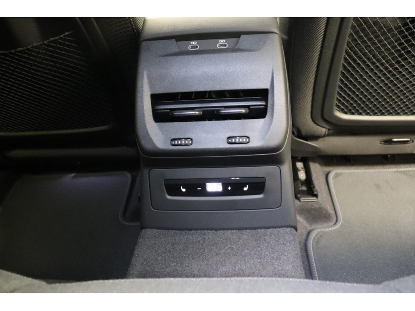 Bild über Audi A5 Avant TDI quattro 150 kW S tronic - für weitere Informationen kontaktieren Sie den Audi Partner