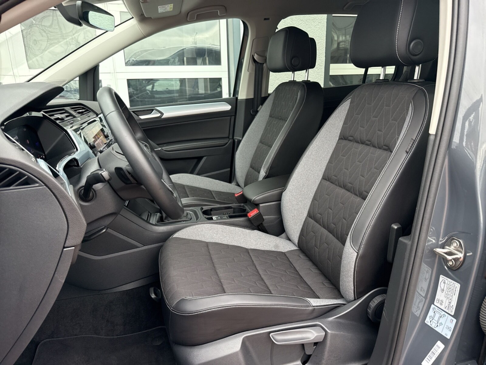 Volkswagen Touran – Bild 8