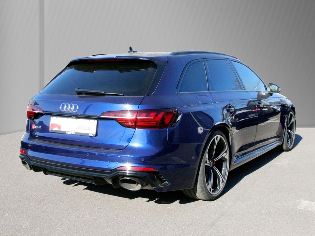 Image about Audi RS 4 Avant TFSI quattro tiptronic