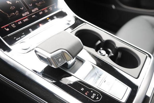 2026 Audi Q8 Premium Plus - Photo 31