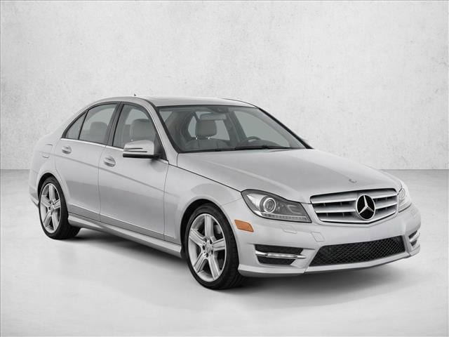 2011 Mercedes-Benz C 300