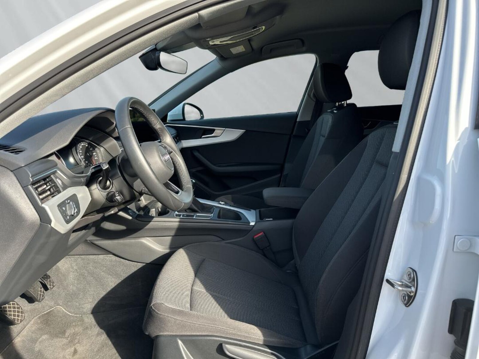 Audi A4 Avant – Bild 3