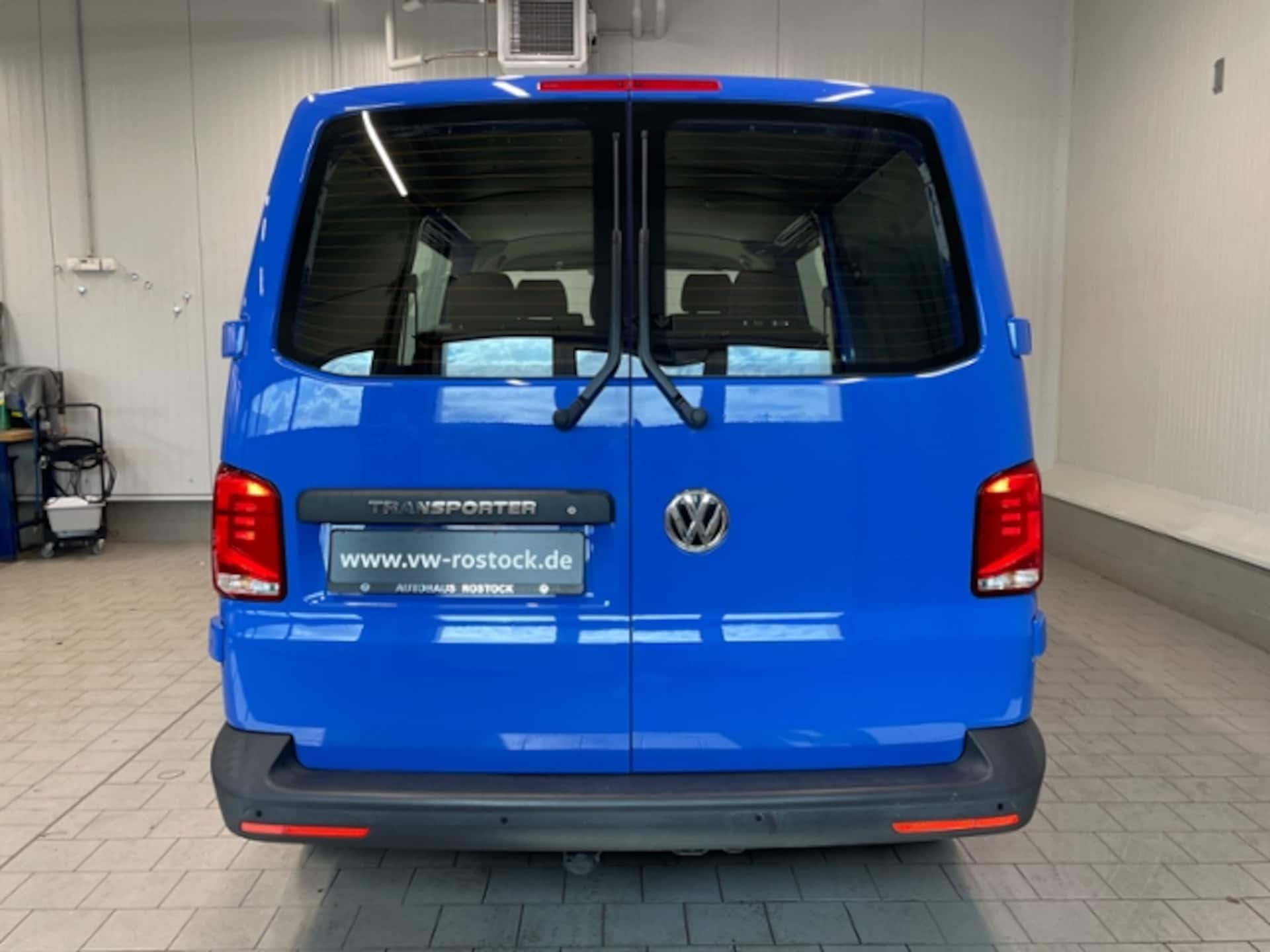 Volkswagen T6.1 Transporter Kombi langer Radstand