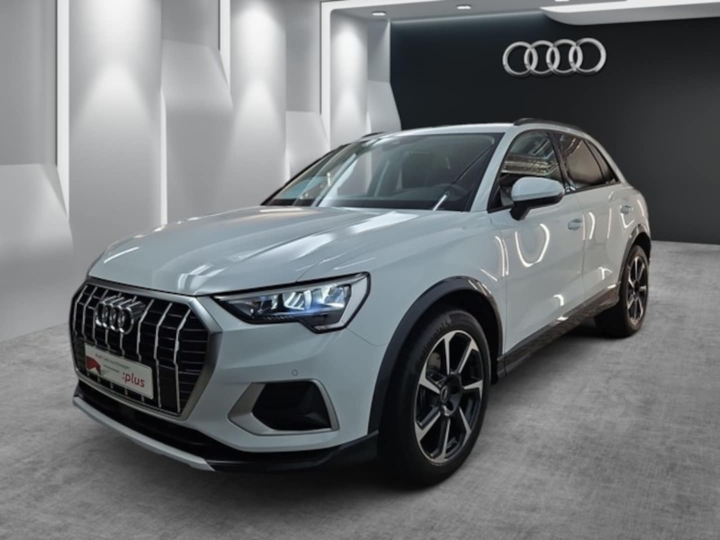 Bild über Audi Q3 TDI 110 kW S tronic - für weitere Informationen kontaktieren Sie den Audi Partner