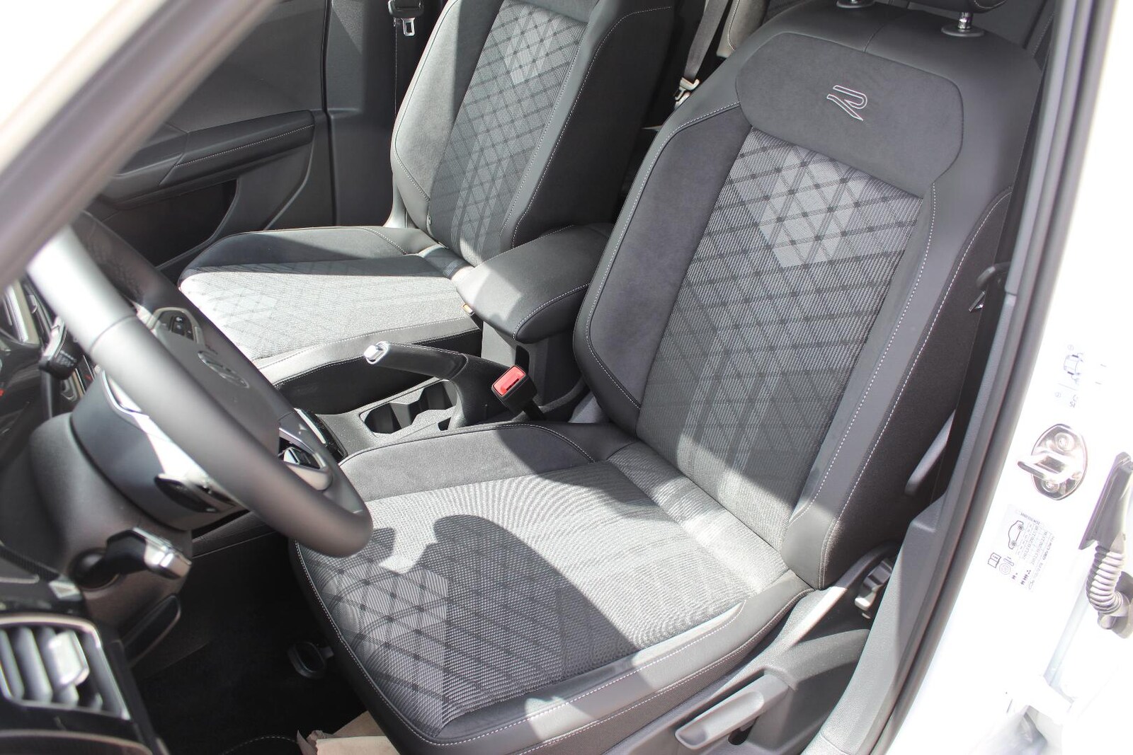 Volkswagen T-Cross – Bild 5