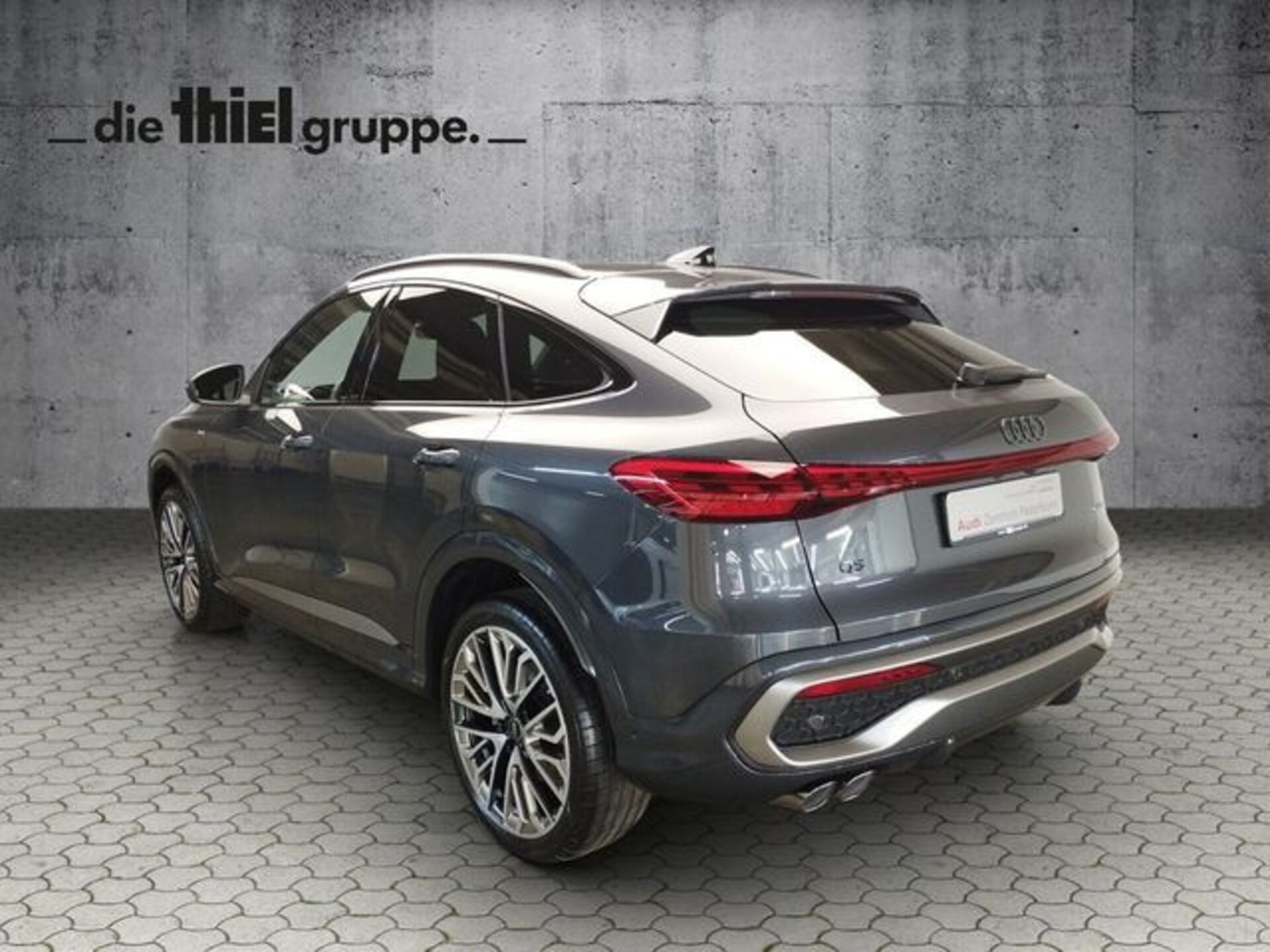 Audi Q5 Sportback edition one