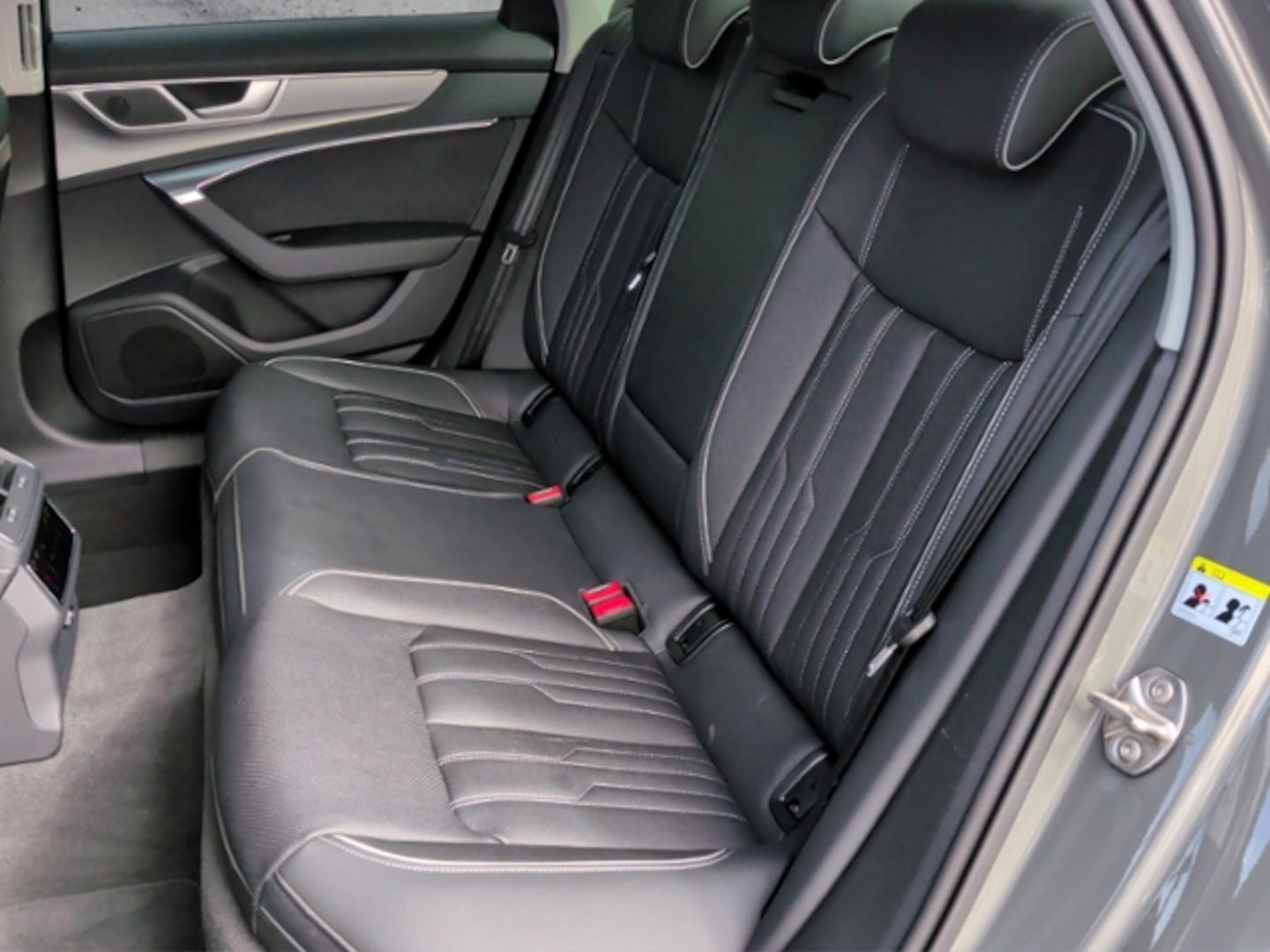 Bild über Audi A6 Limousine advanced 55 TFSI quattro S tronic - für weitere Informationen kontaktieren Sie den Audi Partner