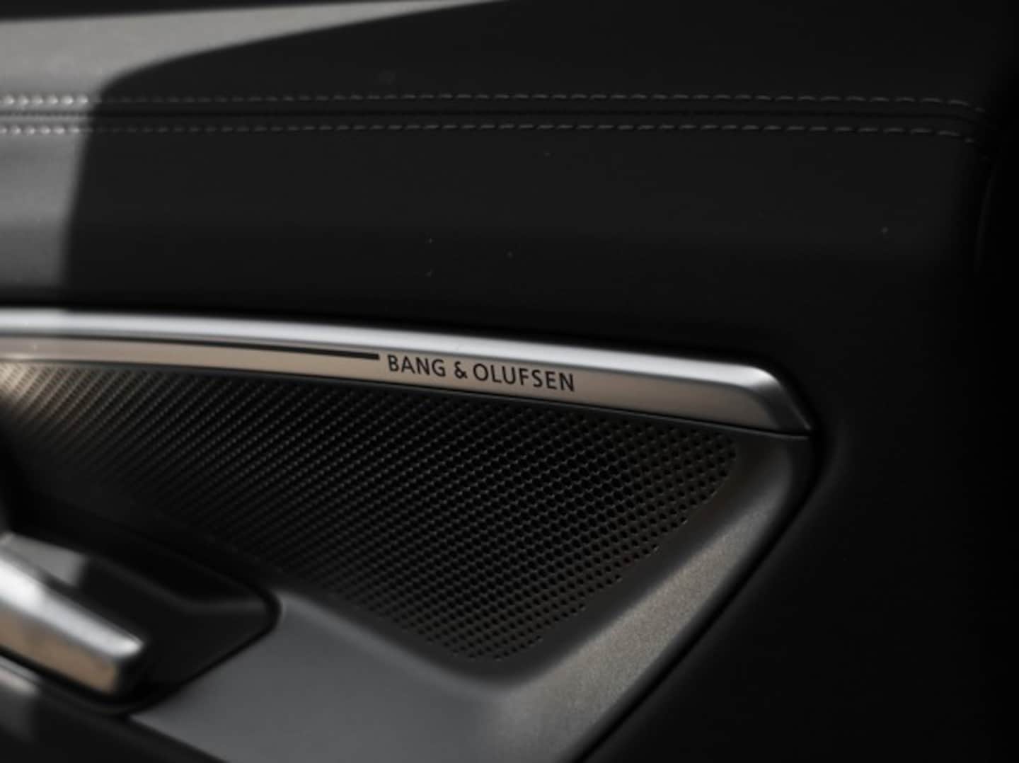 Bild über Audi A5 Avant TDI 150 kW S tronic - für weitere Informationen kontaktieren Sie den Audi Partner