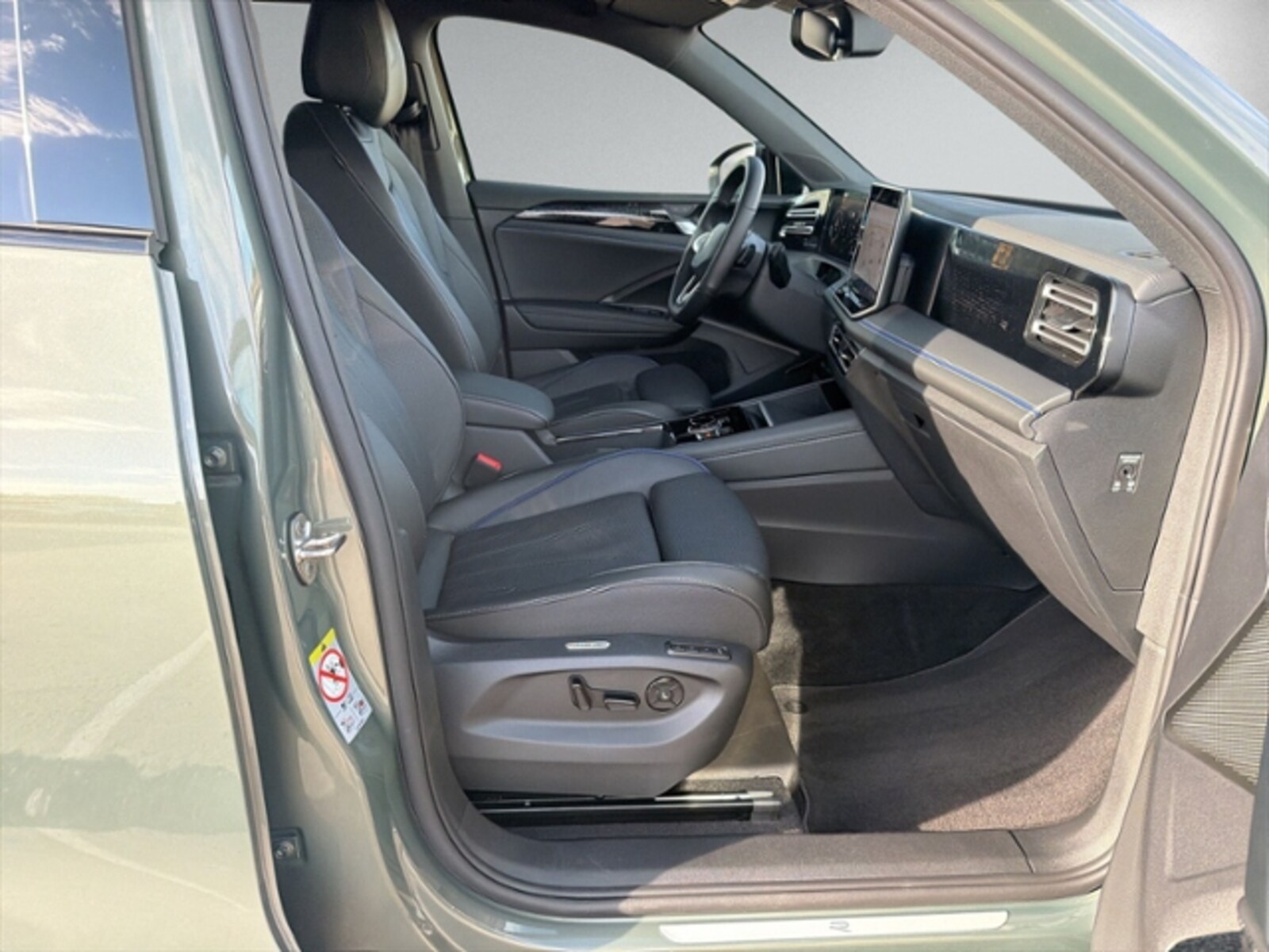 Volkswagen Tiguan – Bild 11