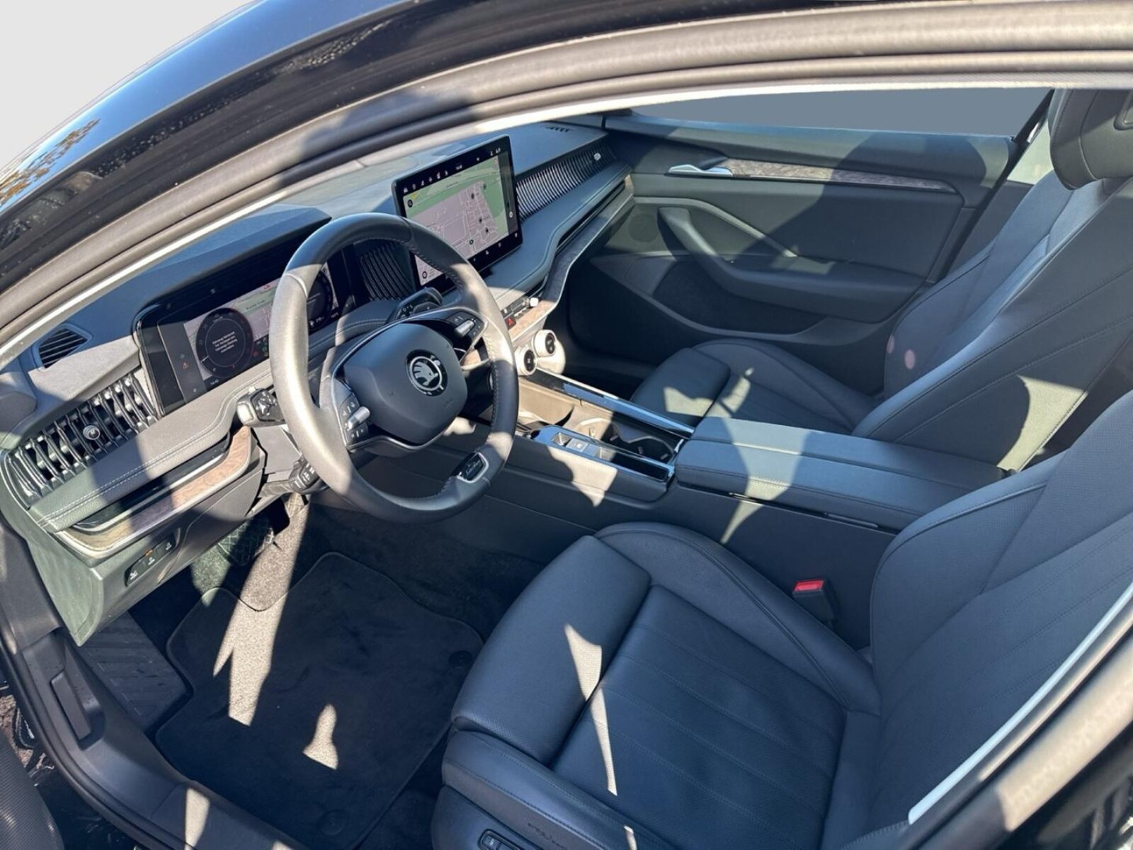 Škoda Superb Combi – Bild 8