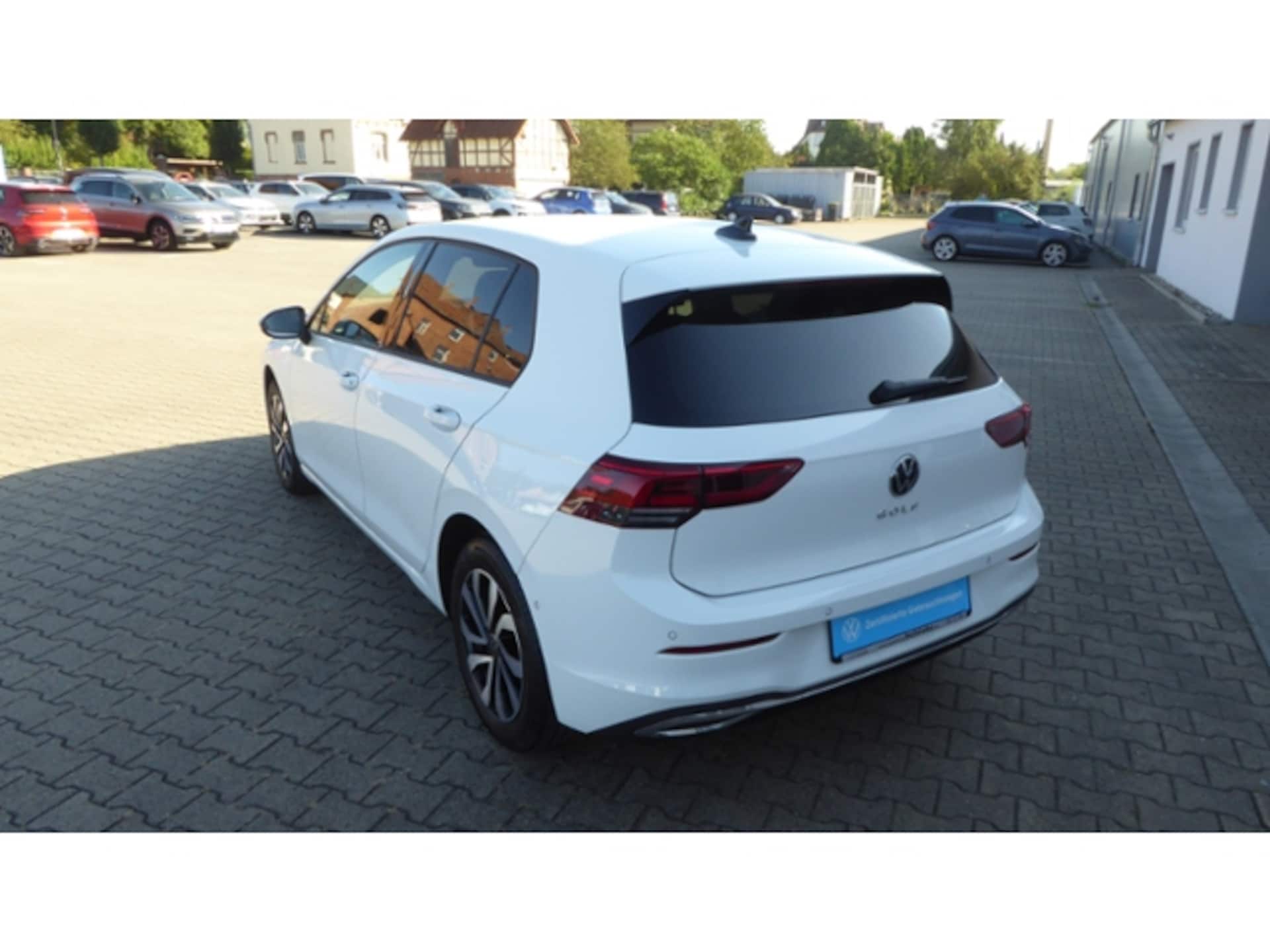 Volkswagen Golf Active