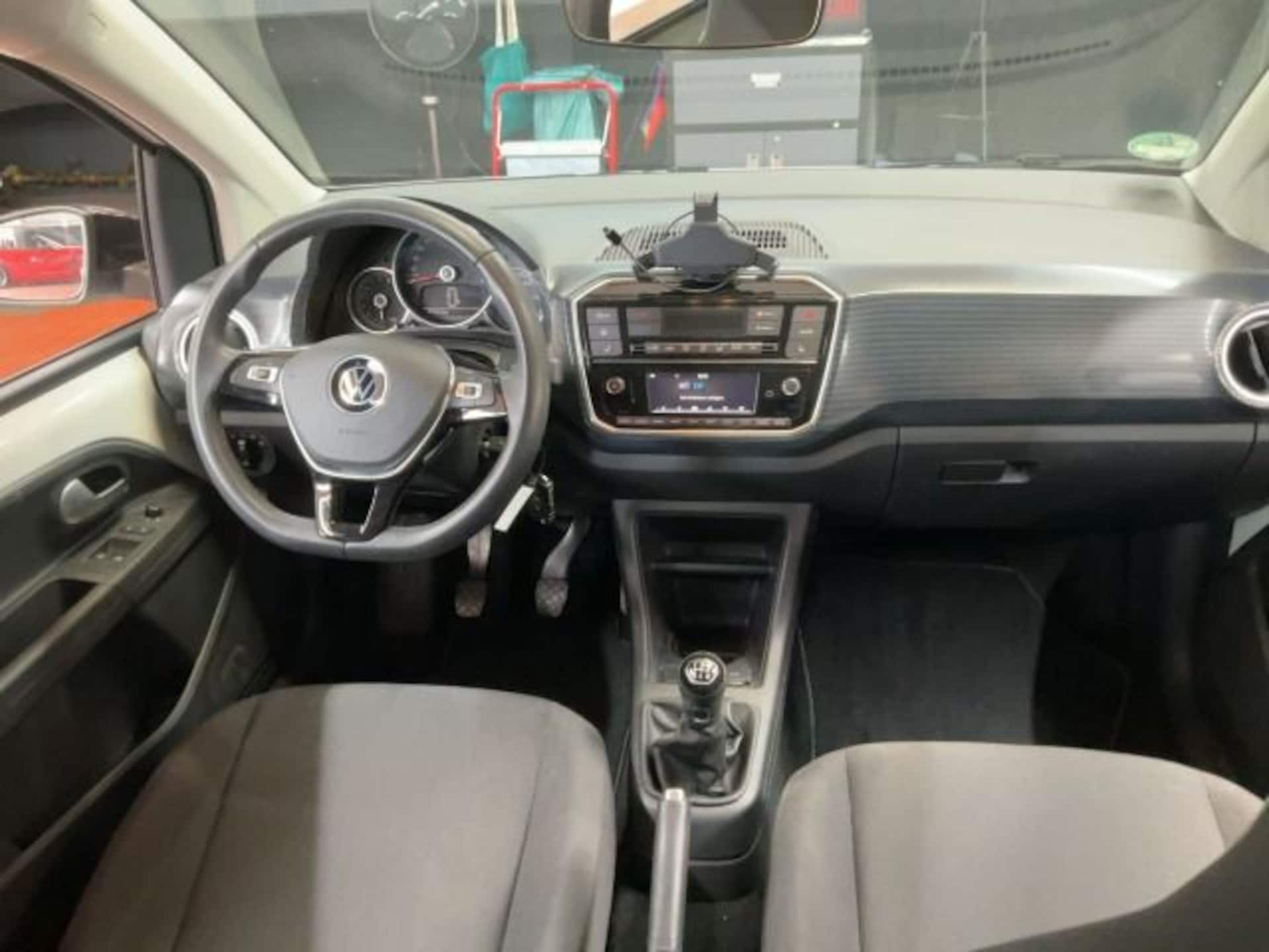 Volkswagen up! Black Style