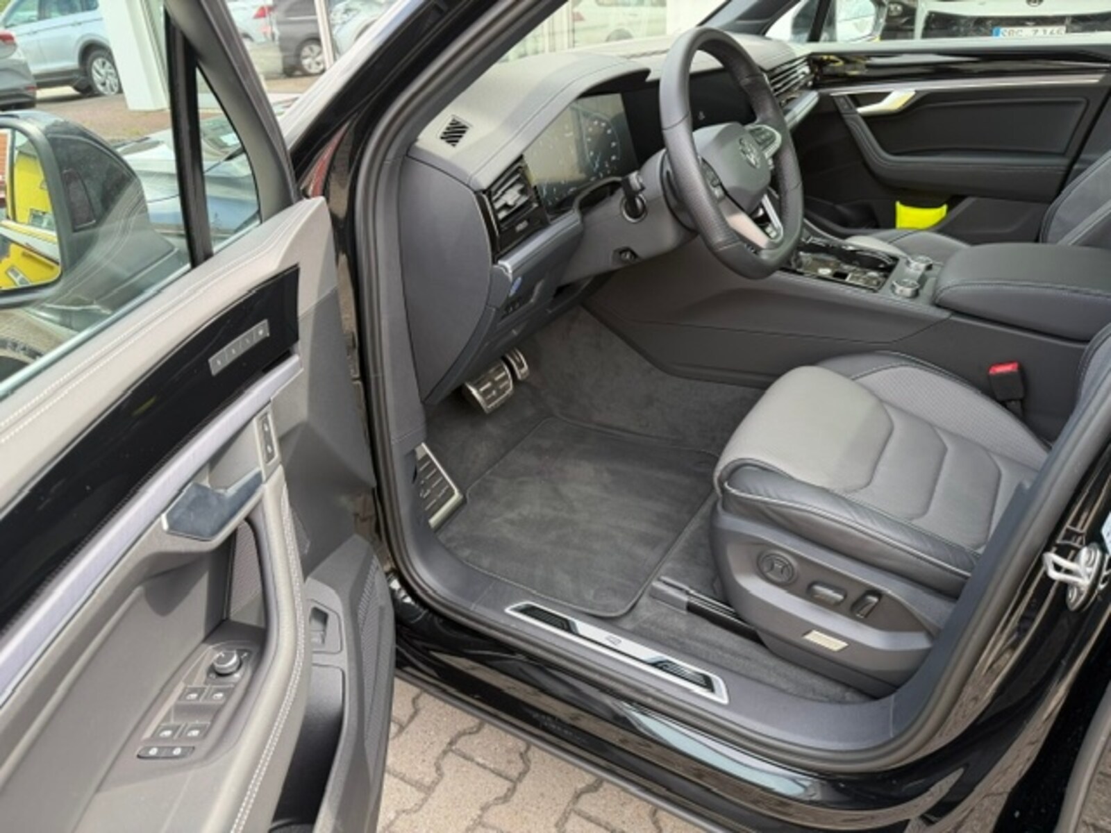 Volkswagen Touareg – Bild 14