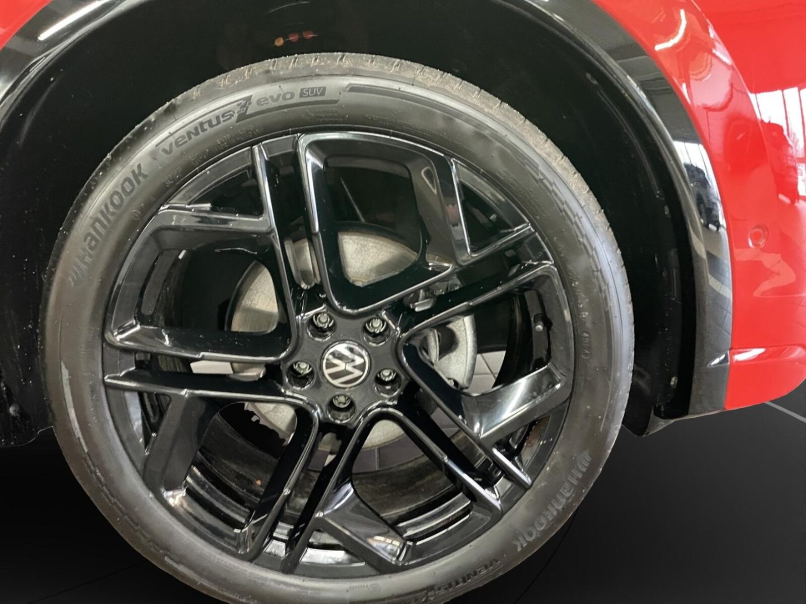 Volkswagen Tiguan – Bild 8
