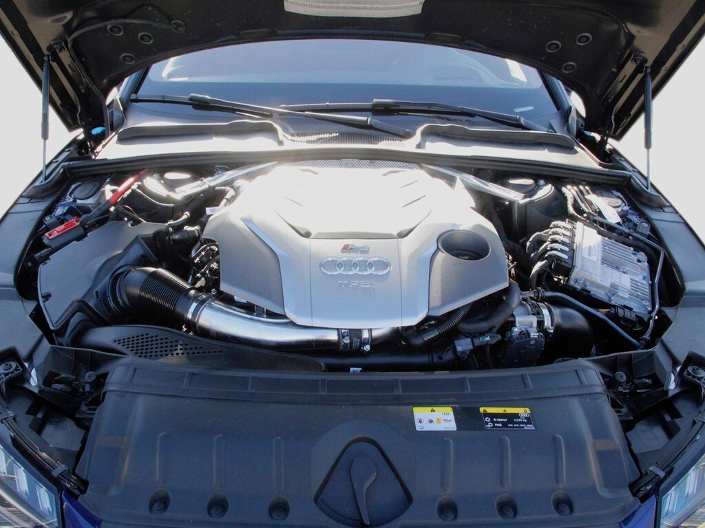 Image about Audi RS 4 Avant TFSI quattro tiptronic