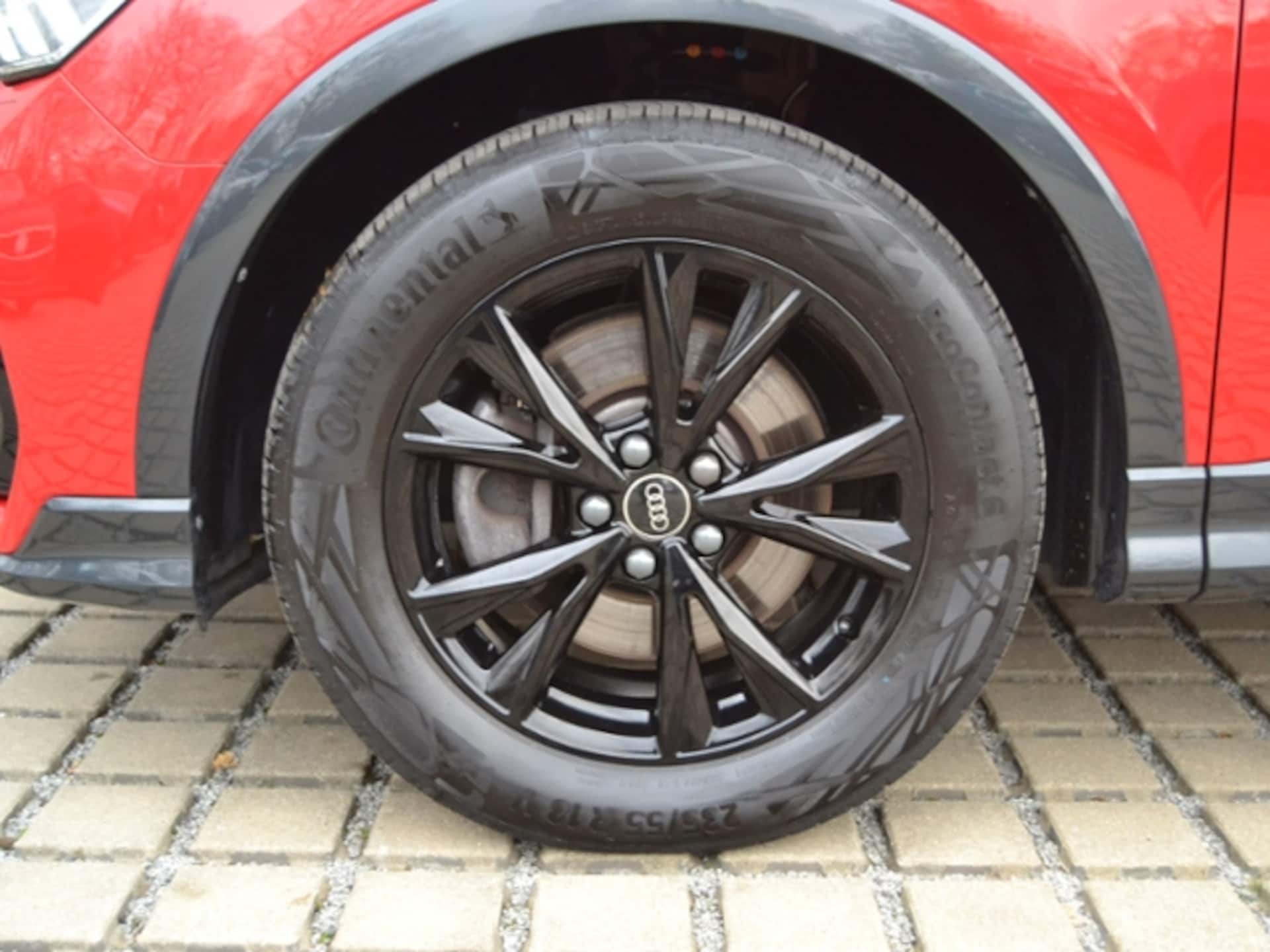 Audi Q3 SUV S line