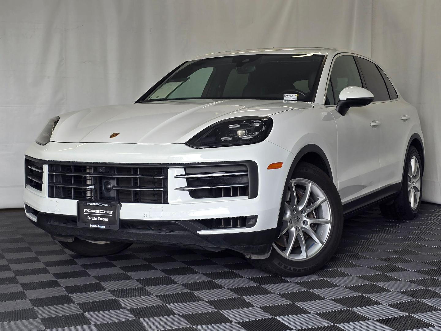 2024 Porsche Cayenne Base