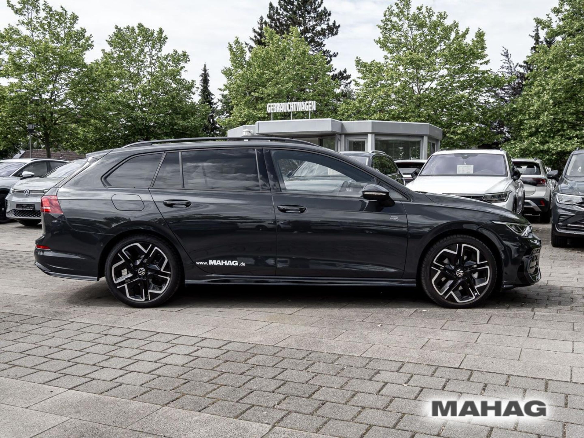 Volkswagen Golf Variant R-Line