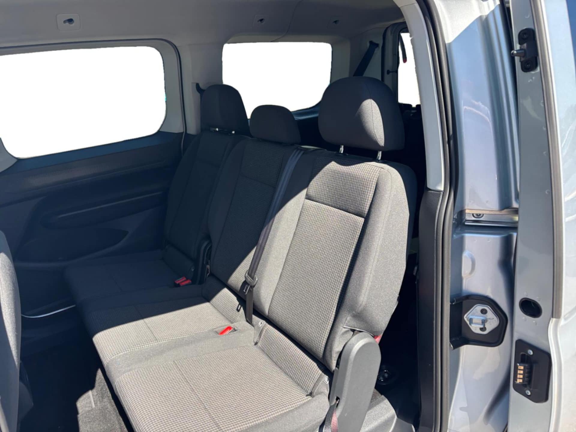 Volkswagen Caddy Maxi Basis-Modell