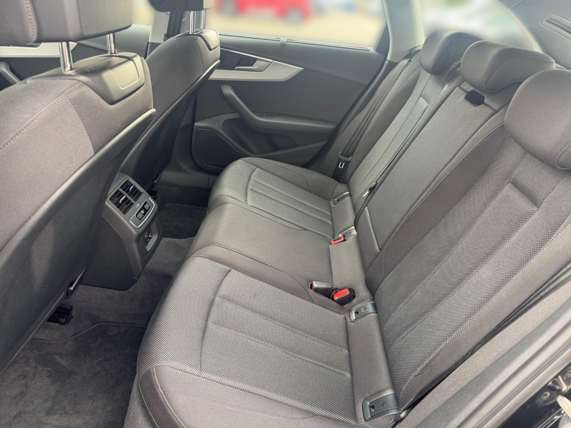 Audi A4 Avant Advanced