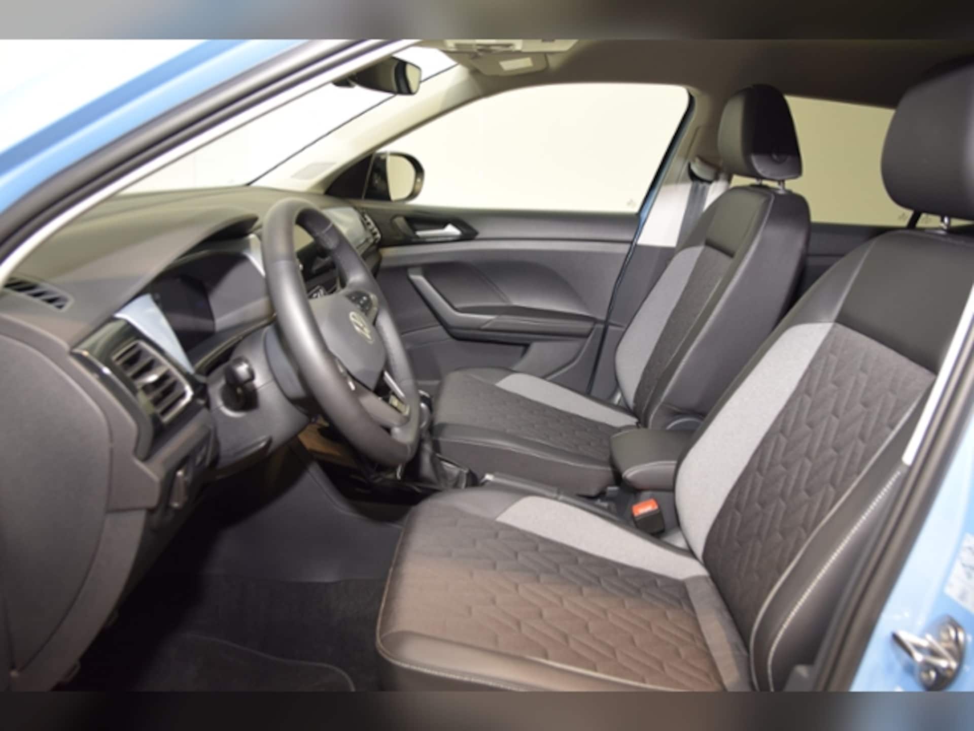 Volkswagen T-Cross Life