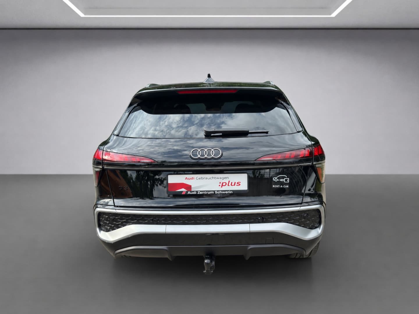 Bild über Audi Q3 SUV TFSI 110 kW S tronic - für weitere Informationen kontaktieren Sie den Audi Partner