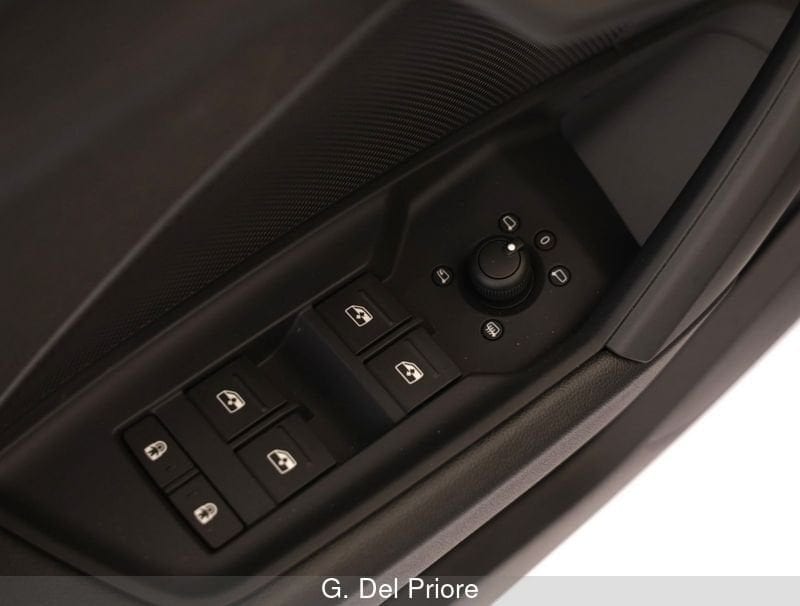 Image about Audi A3 Sedan S line edition 30 TFSI 81 kW (110 CV) 6-marce
