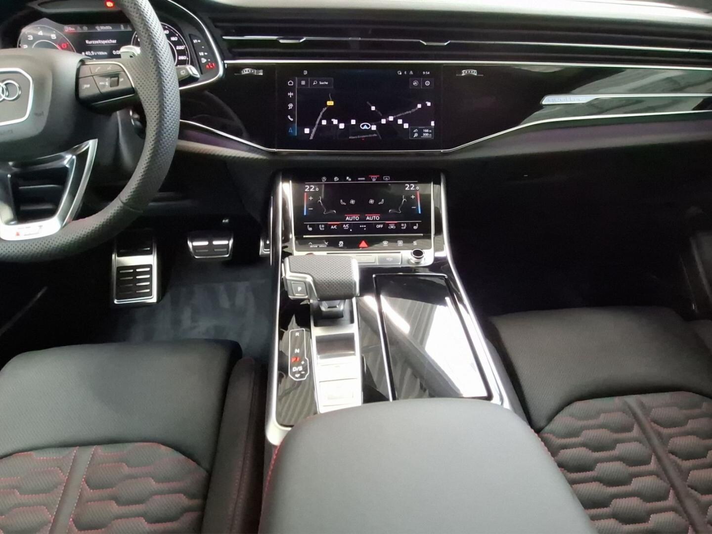 Bild über Audi RS Q8 SUV TFSI quattro 471 kW tiptronic - für weitere Informationen kontaktieren Sie den Audi Partner