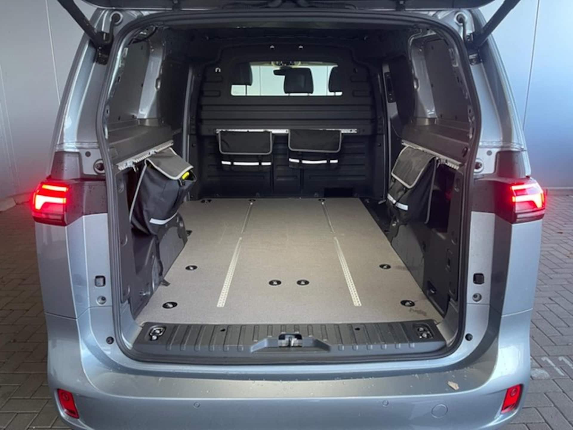 Volkswagen ID. Buzz Cargo Basis-Modell