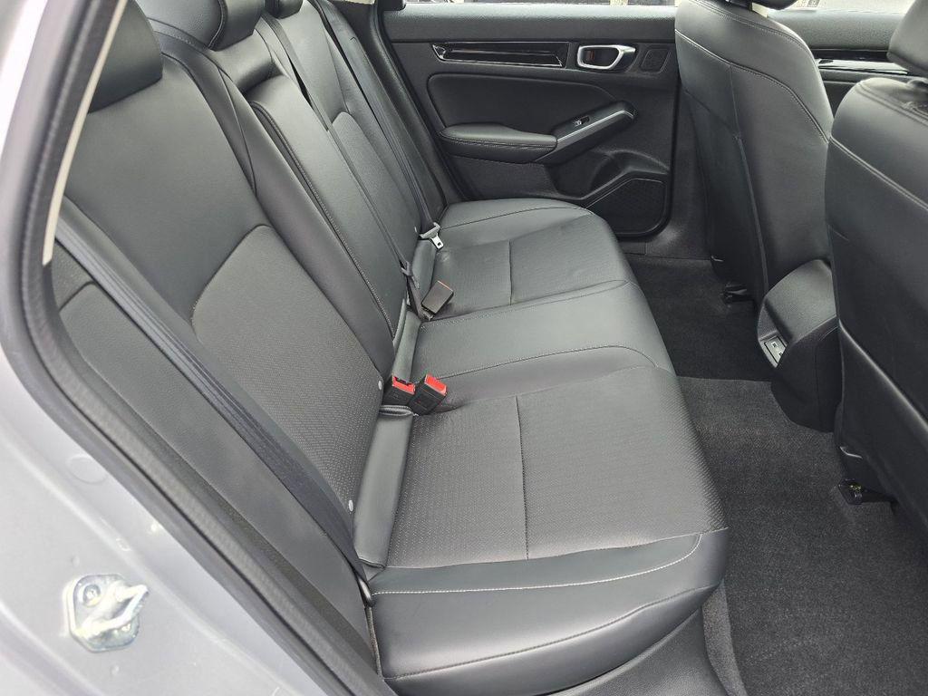 2022 Honda Civic Touring - Photo 29