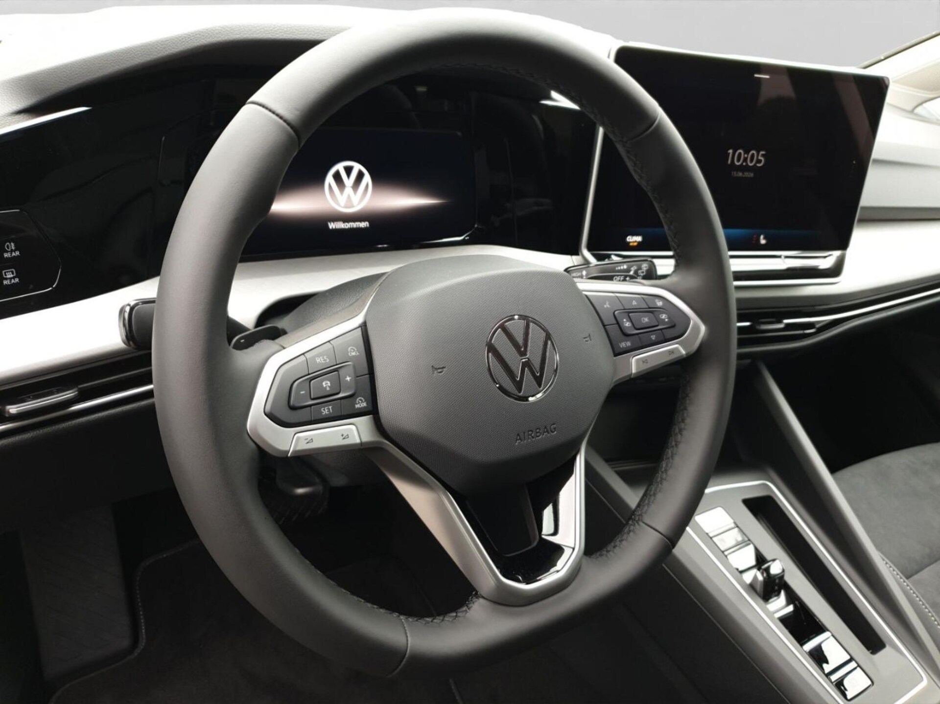 Volkswagen Golf Life