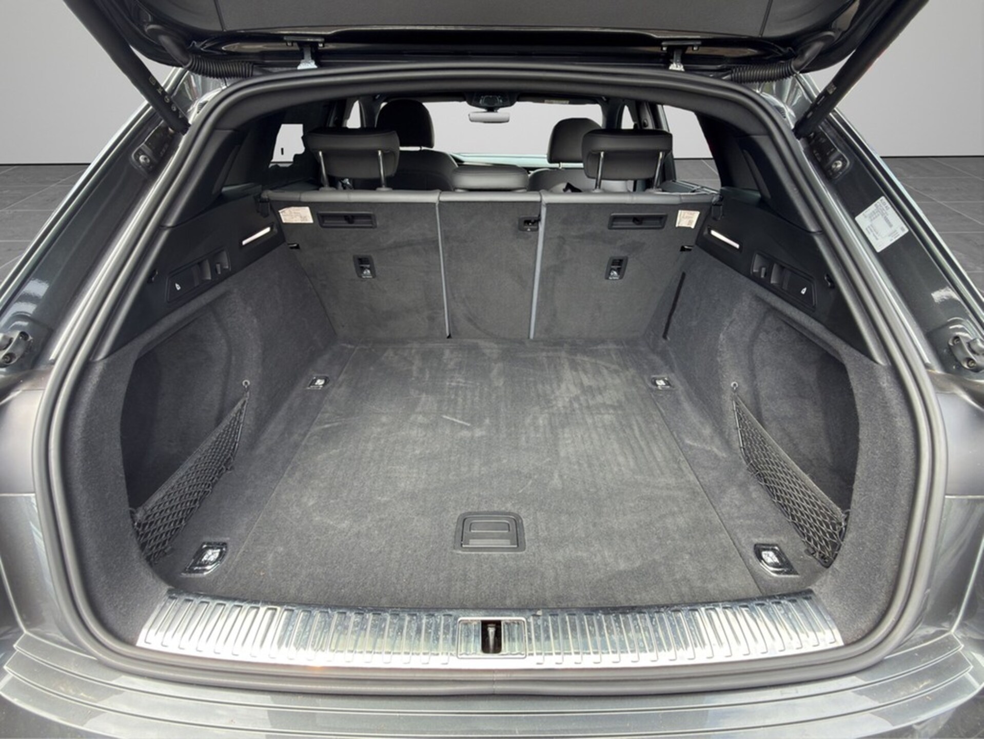 Audi Q8 e-tron S line